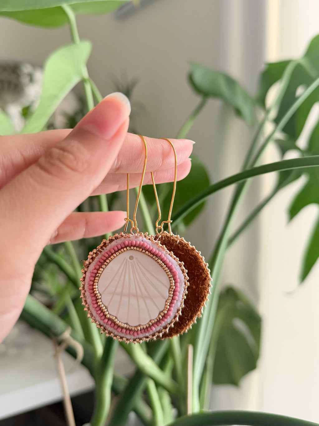 Freshwater pearl beaded earrings