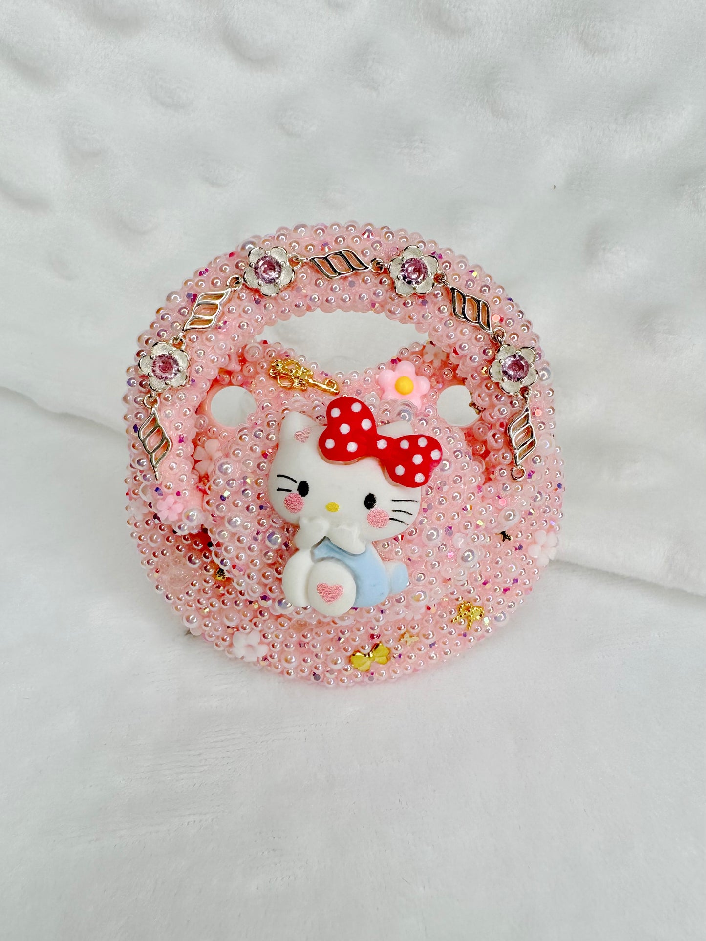 Reversable hello kitty - Adult pacifier