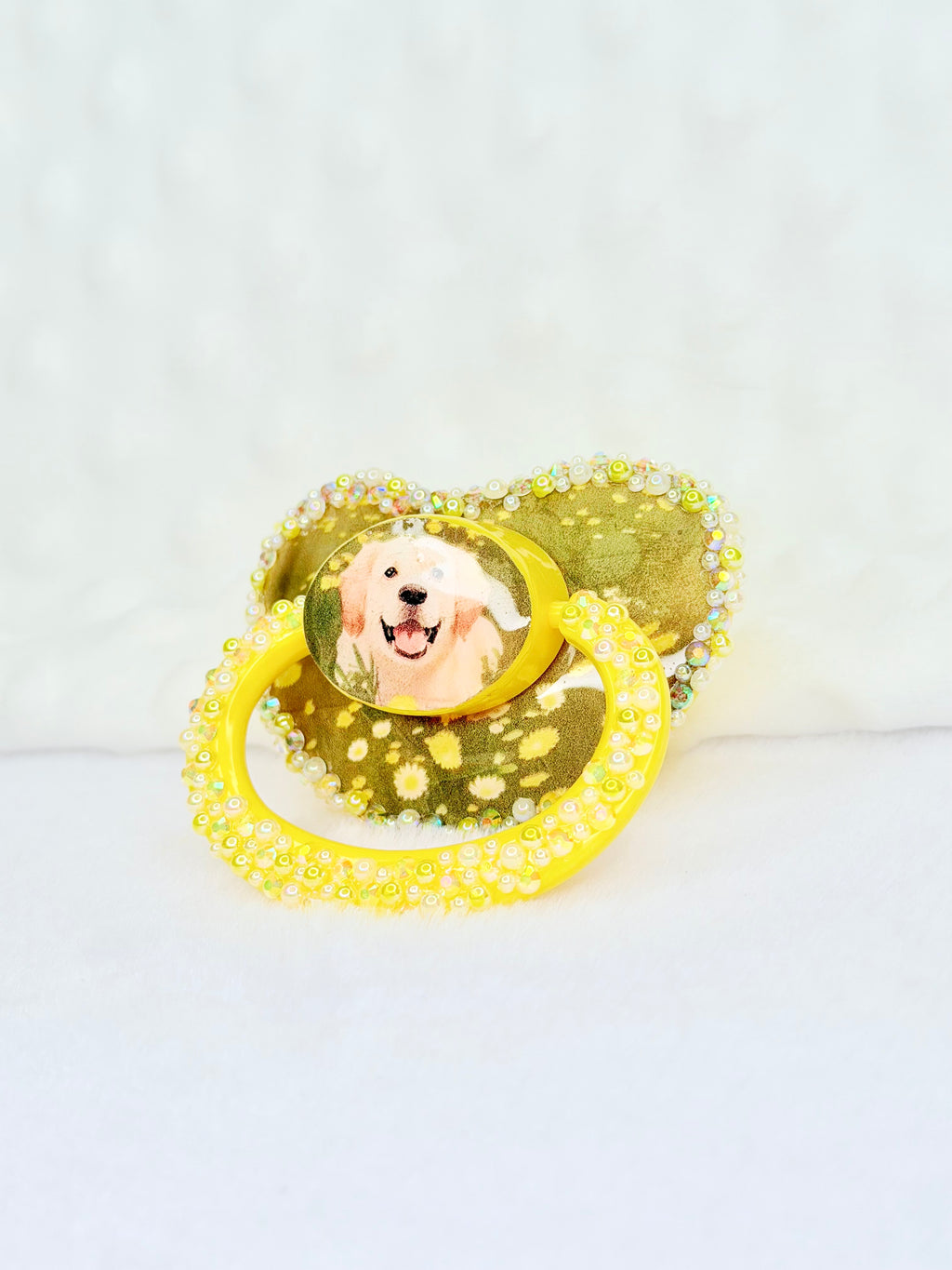 Golden retriever adult image pacifier