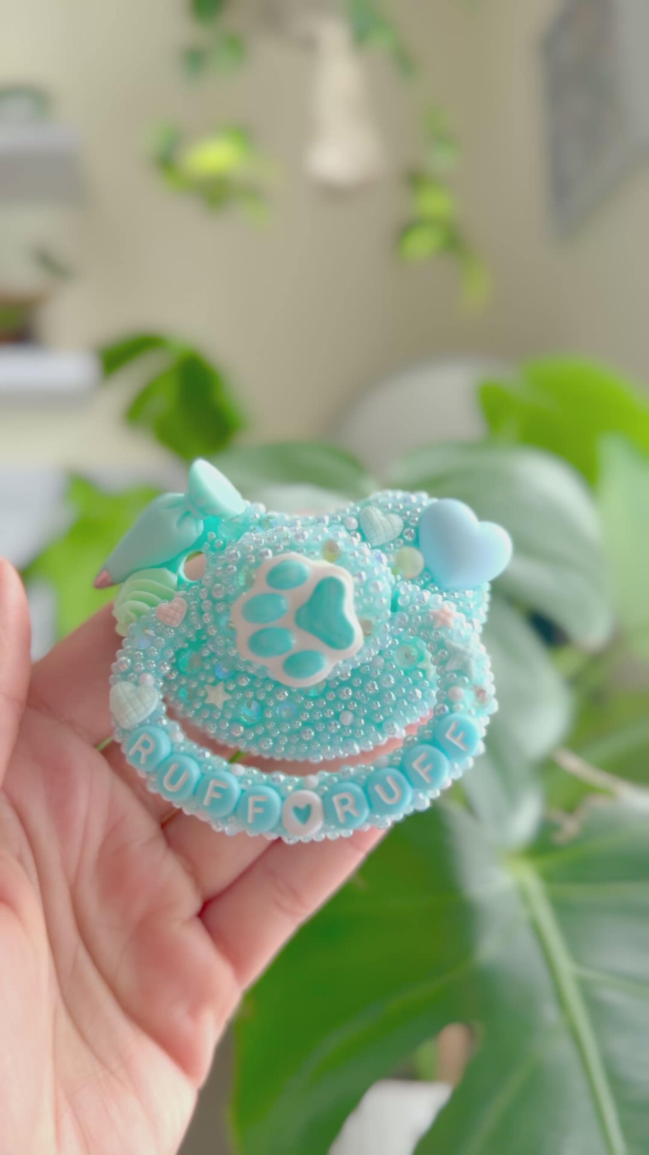 Spinning centre piece puppy adult pacifier